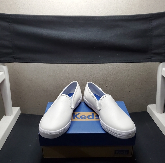 KEDS Women's Champion Slip On Leather Sneaker Size 5, White - Picture 3 of 11